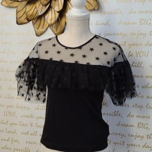 Tee shirt with tulle sleeves